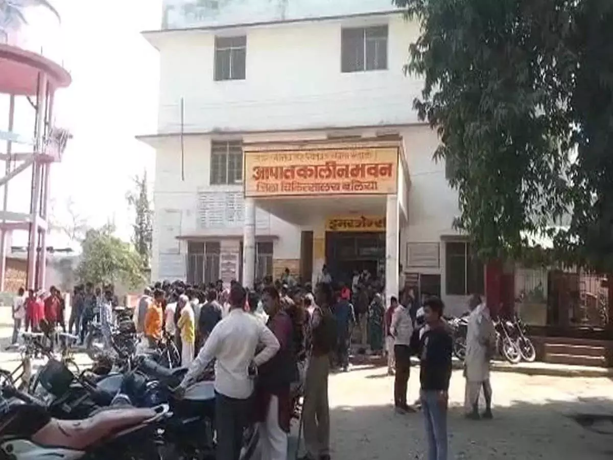 Baliya District Hospital: दो दिनों में 34 की मौत से हड़कम्प