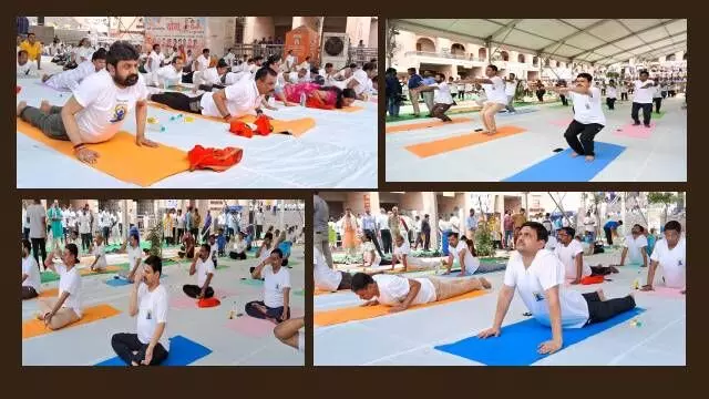 International Yoga Day 2023 : श्री काशी विश्वनाथ धाम परिसर में 1000 लोगों ने योगासन कर बनाया रिकॅार्ड, दिया निरोग रहने का संदेश