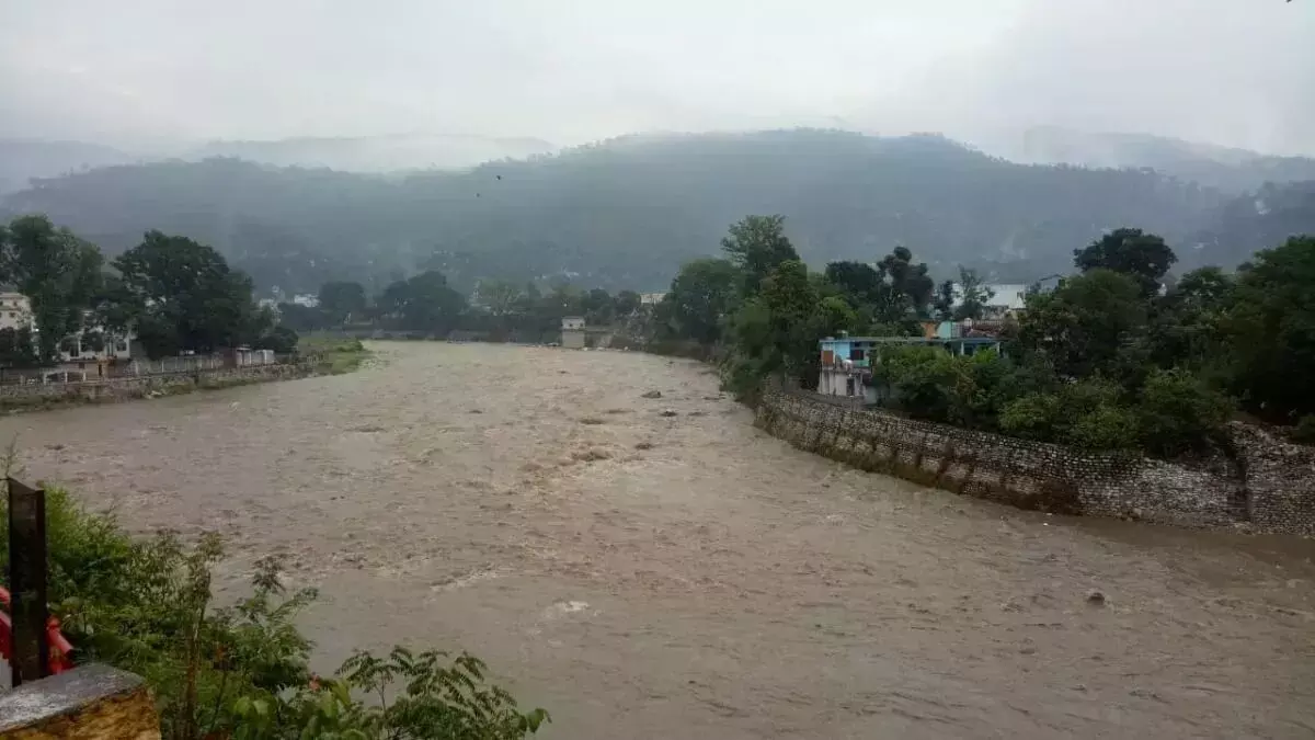 बागेश्वर : बागेश्वर में बारिश के चलते बघार और तोली मोटर मार्ग पर यातायात बंद, तीन दिन के लिए अलर्ट जारी