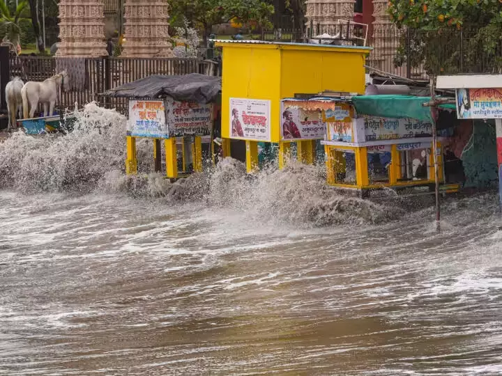 IMD: महाराष्ट्र और गुजरात में भारी बारिश, रसायनी पुलिस स्टेशन में पानी भर गया; इन जिलों में NDRF की टीमें तैनात