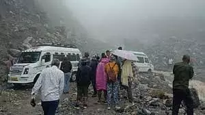 Uttarakhand: प्रदेशभर में आज से चार दिन भारी बारिश की चेतावनी, इन जगहों पर बादल फटने से मची तबाही, तस्वीरें