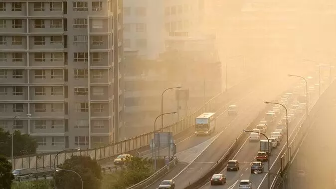 Delhi Air Pollution: सर्द हवाओं ने बिगाड़ी दिल्ली की आबोहवा, खराब श्रेणी में पहुंची वायु, एनसीआर में हालत खराब