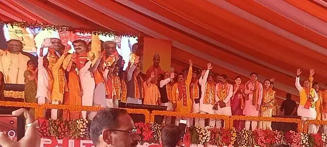 CM Yogi In Kanpur: कानपुर को मिली 501 करोड़ की सौगात, योगी बोले- सपा बोलती कुछ है और करती कुछ है