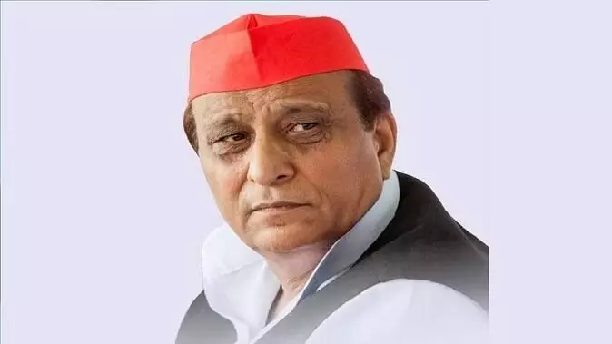 Azam Khan: आजम खां के करीबियों पर आयकर छापे में खुलासा, बनाने थे सरकारी भवन, चमकाते रहे जौहर विवि