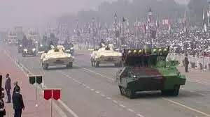 Republic Day Parade 2024 Live: कर्तव्य पथ पर सैन्य शक्ति का प्रदर्शन शुरू, महिला बैंड के आह्वान से शुरुआत