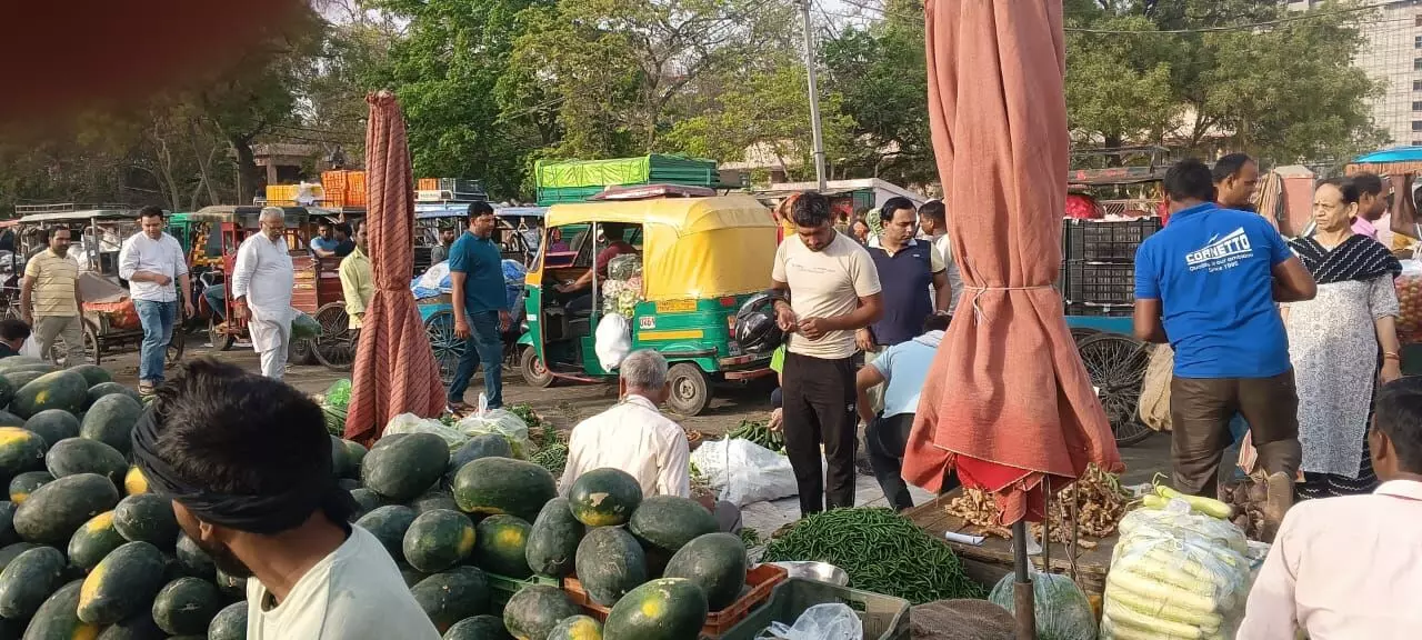 साहिबाबाद मंडी जाना है तो पानी साथ ले कर जाएं, वर्ना प्यास नहीं कर पाएंगे बर्दाश्त