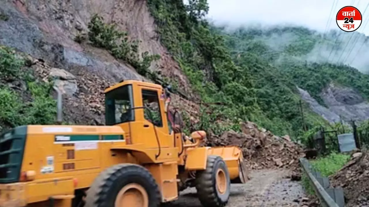 नेपाल में 63 यात्रियों को ले जा रही दो बसें त्रिशूली नदी में बही, सभी लापता, सात भारतीय भी शामिल