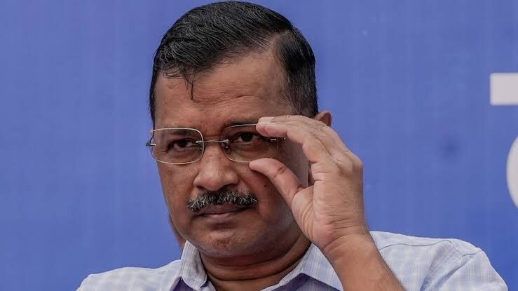 दिल्ली आबकारी नीति मामले में केजरीवाल की मुश्किलें बढ़ीं, CBI ने कोर्ट में दायर किया चार्जशीट