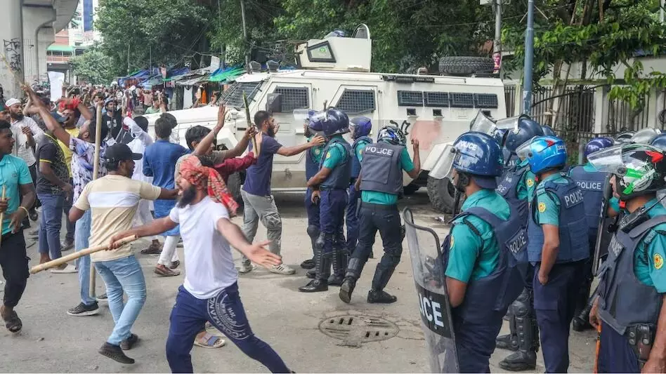 बांग्लादेश में हिंदू निर्दोष नागरिकों पर अत्याचार रोका जाएः व्यापारी सुरक्षा फोरम संस्थान