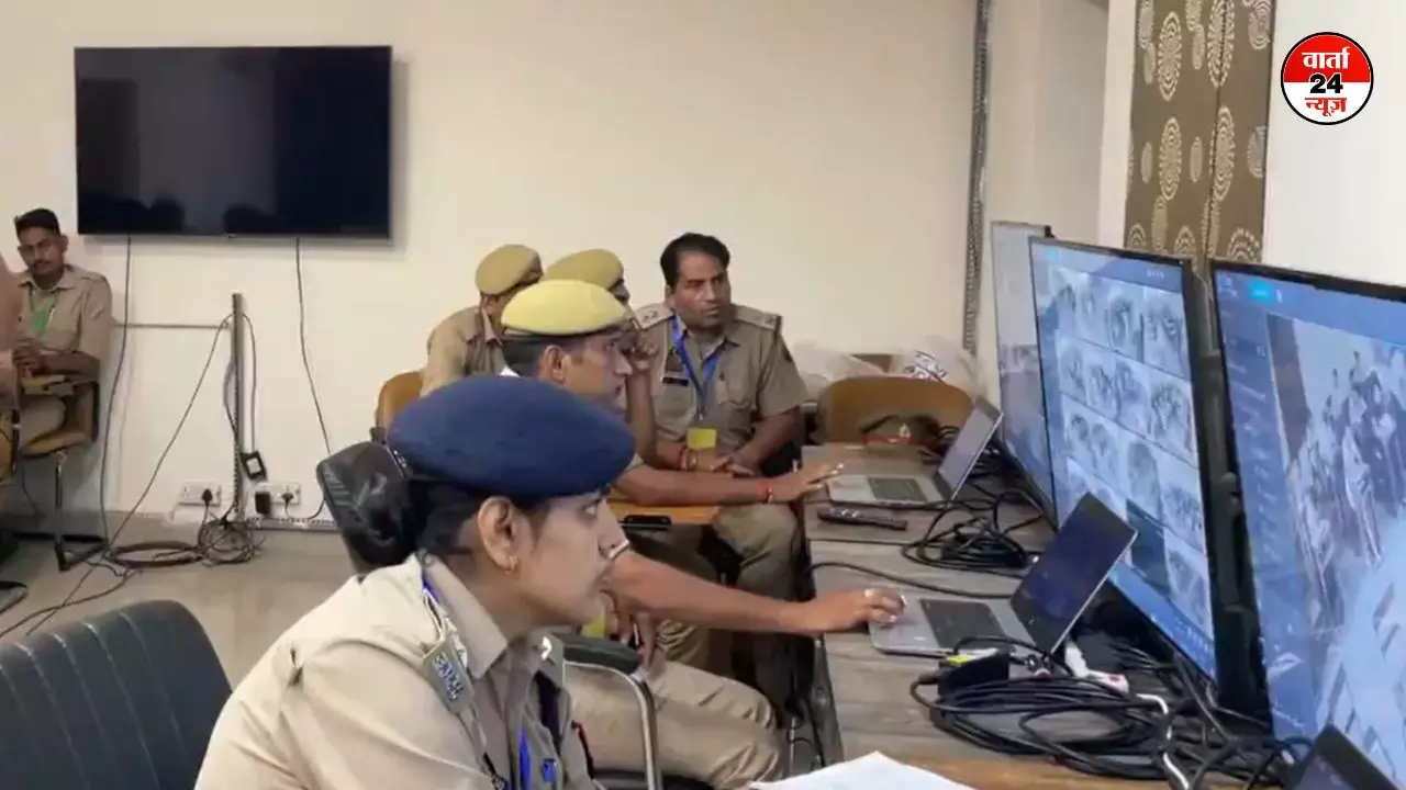 पुलिस भर्ती परीक्षा का जायजा लेने पहुंचे जिलाधिकारी, लाइव मॉनिटरिंग के जरिए की जा रही निगरानी