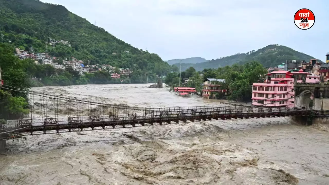 उत्तराखंड के चमोली में भारी बारिश से भूस्खलन, निचले इलाकों के लिए अलर्ट जारी