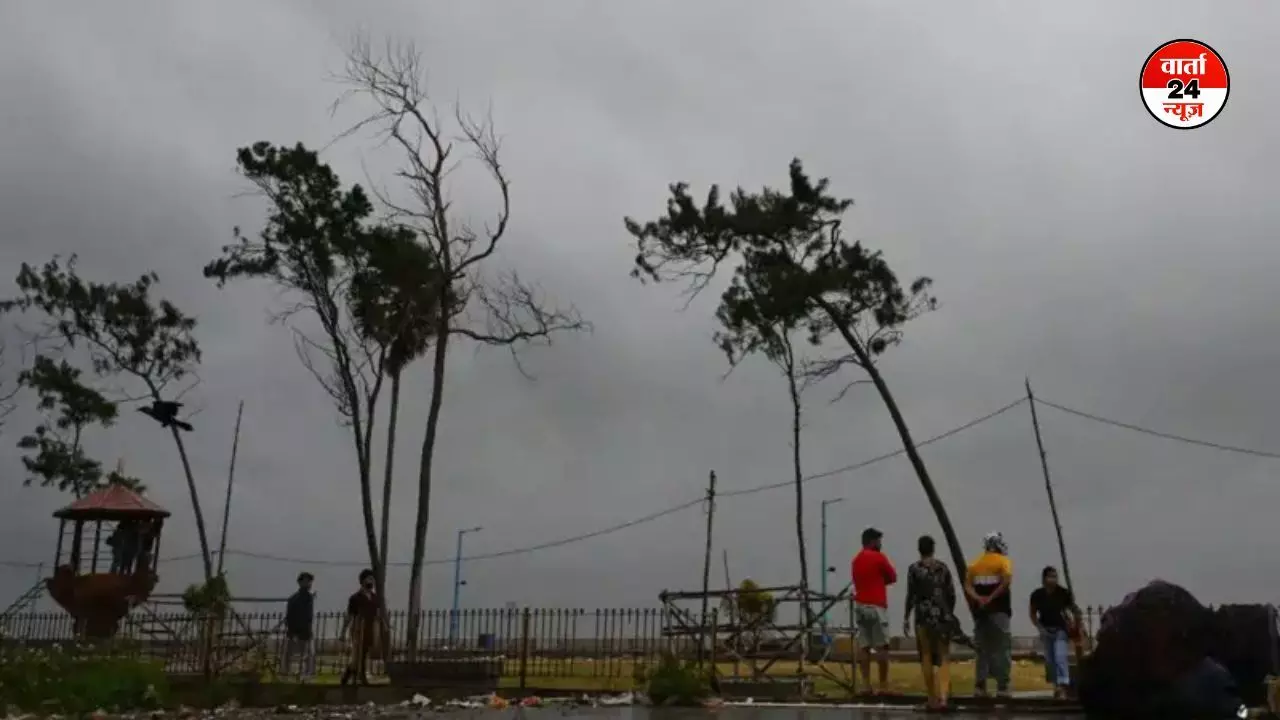 ओडिशा से पश्चिम बंगाल में दाना तूफान ने मचाई तबाही, केंद्र सरकार ने दिया मदद का आश्‍वासन