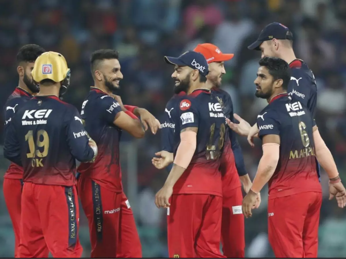 IPL 2025: विराट कोहली आईपीएल 2025 में सबसे ज्यादा सैलरी पाने वाले बने पहले भारतीय, जानें सूची में किन खिलाड़ियों का नाम शामिल