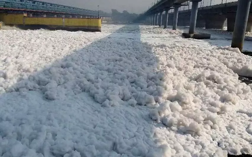 हे छठी मैया ! इस बार नहीं लगा पाएंगे यमुना में डुबकी, कृत्रिम घाटों पर व्रतधारी देंगे अर्घ्य