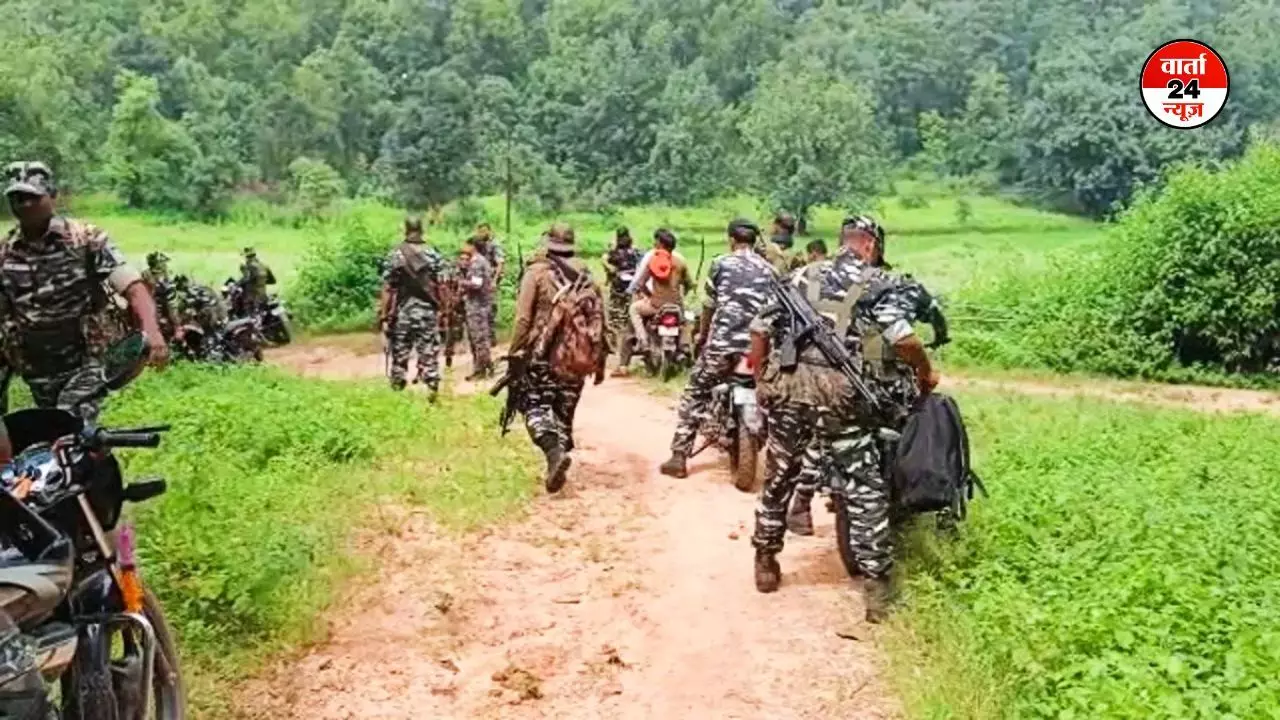 बीजापुर में मुठभेड़: सुरक्षाबलों ने आठ नक्सलियों को किया ढेर, ऑपरेशन जारी